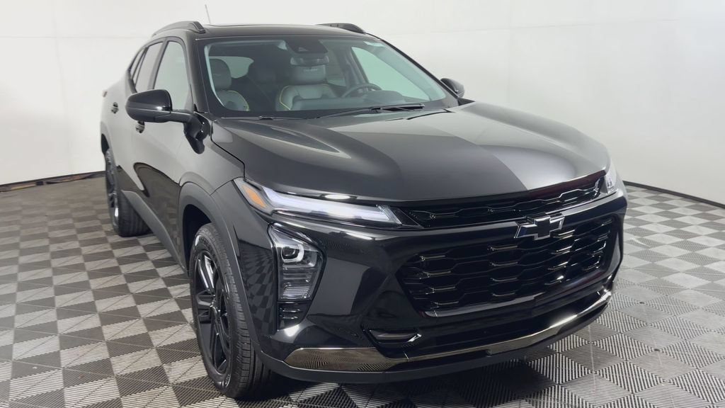 New 2026 Chevrolet Trax ACTIV w/ Sunroof Package FWD image 3
