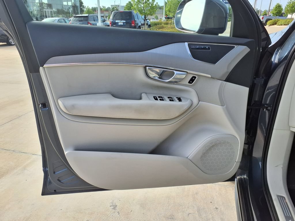 Certified 2024 Volvo XC90 B5 Core w/ Protection Package Premier AWD/4WD image 14
