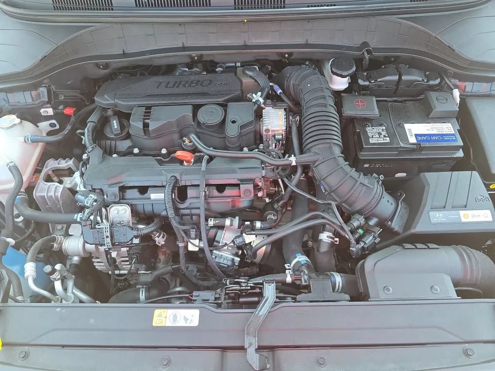 Used 2023 Hyundai Kona Limited AWD/4WD image 57