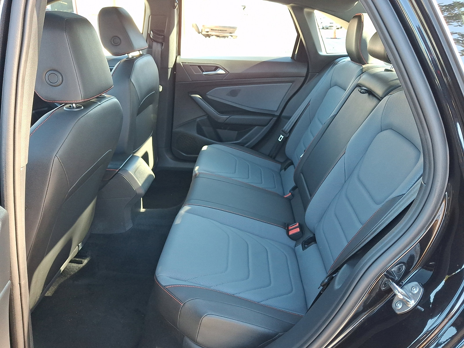 Used 2025 Volkswagen Jetta GLI Autobahn image 10