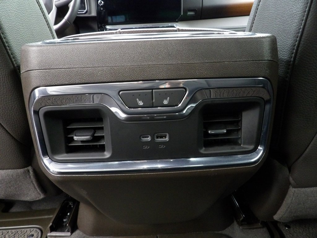 Used 2024 GMC Sierra 1500 Denali image 11
