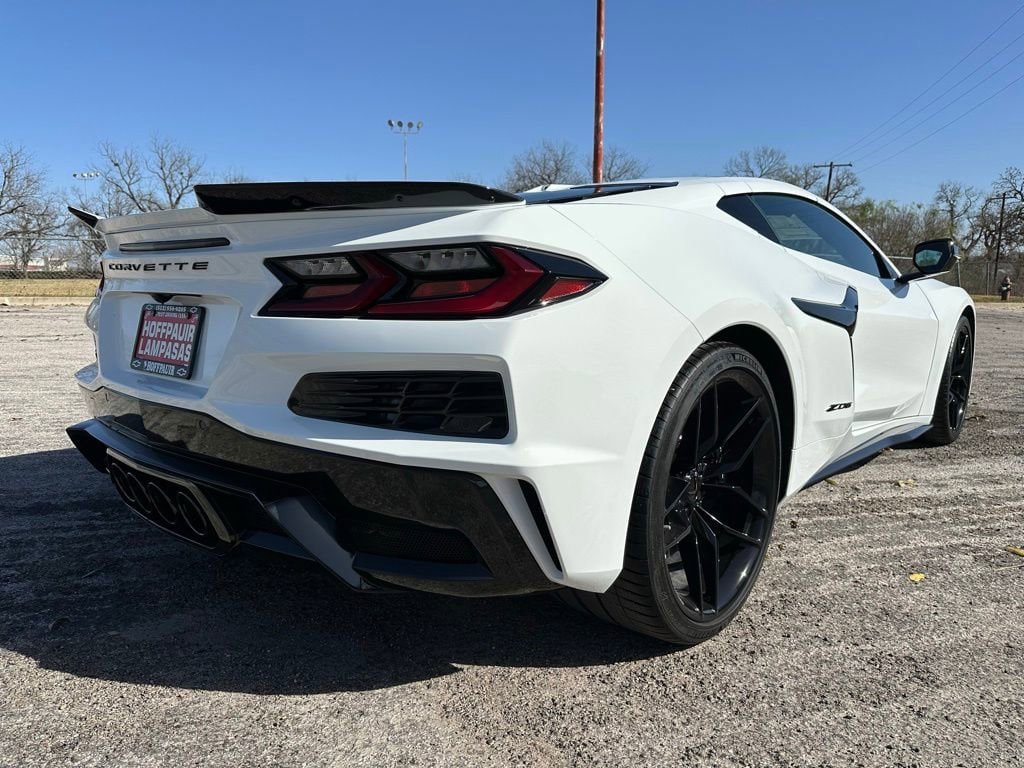 New 2026 Chevrolet Corvette Z06 RWD image 5