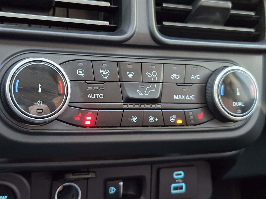 Used 2024 Ford Maverick Lariat w/ FX4 Off-Road Package image 31