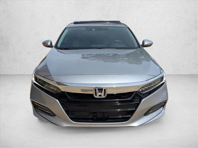 Used 2018 Honda Accord Touring image 2