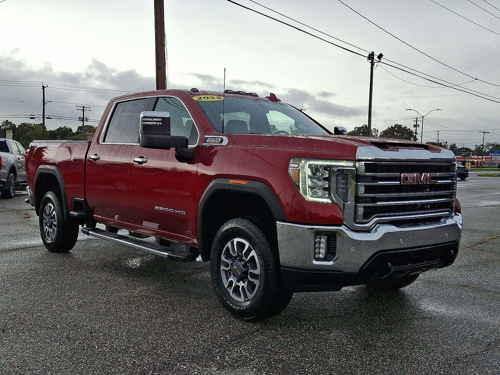 Used 2022 GMC Sierra 2500 SLT w/ SLT Premium Package image 3
