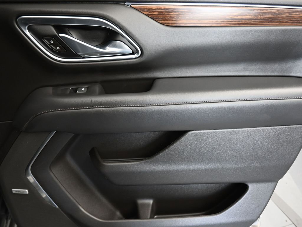 Used 2021 Chevrolet Suburban High Country image 55