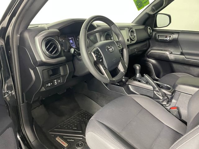 Used 2019 Toyota Tacoma TRD Off-Road RWD image 3