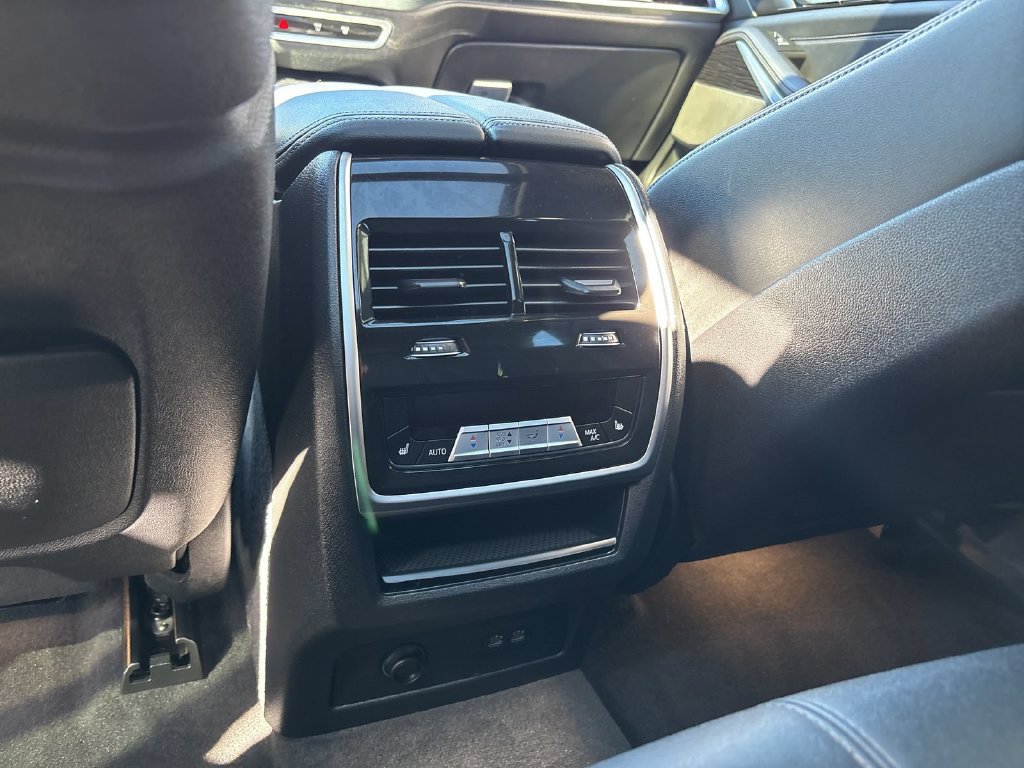 Certified 2024 BMW X5 xDrive50e w/ Executive Package AWD/4WD image 21