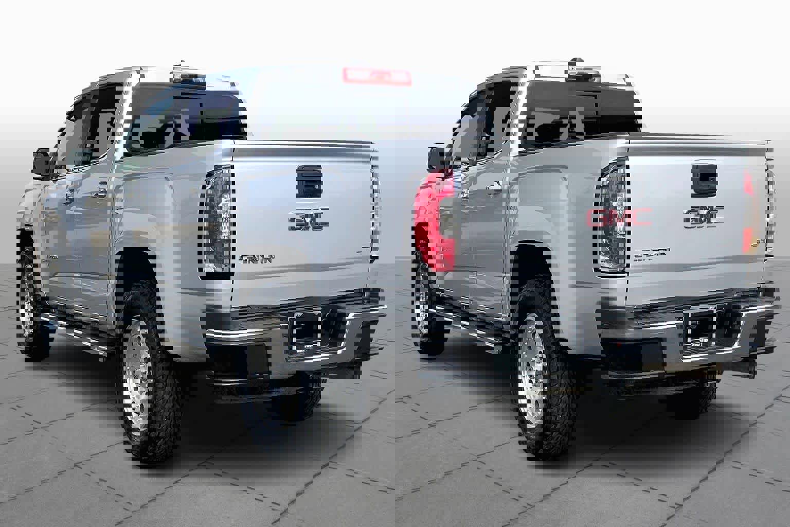 Used 2018 GMC Canyon SLT w/ Driver Alert Package image 11