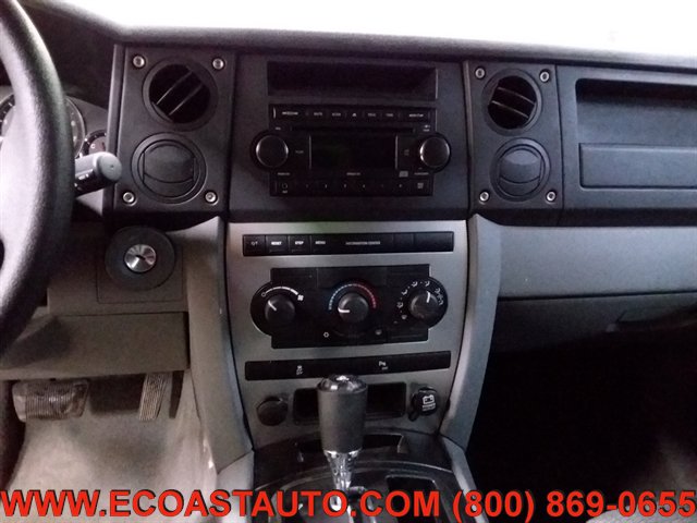 Used 2006 Jeep Commander 4WD image 12