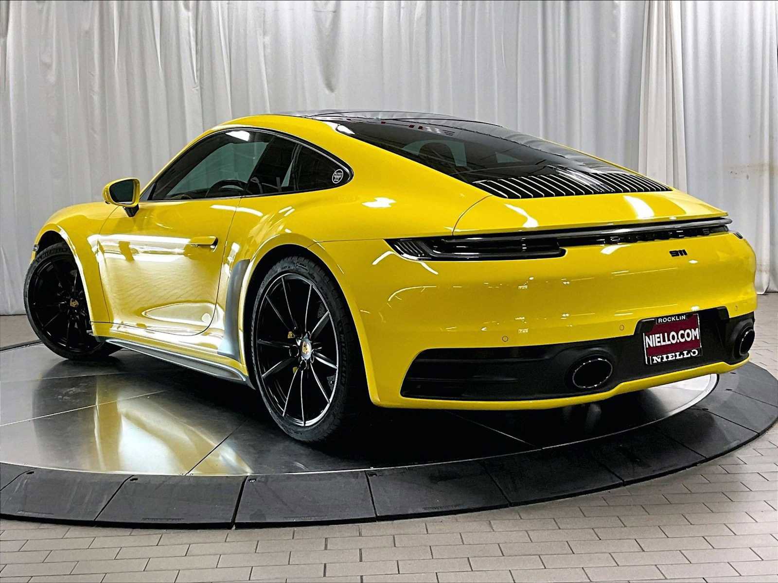 Used 2020 Porsche 911 Carrera S image 3