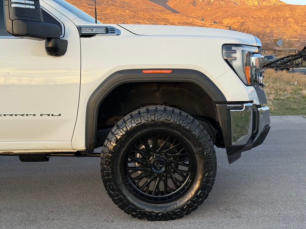 Used 2024 GMC Sierra 3500 SLE w/ SLE Convenience Package AWD/4WD image 6