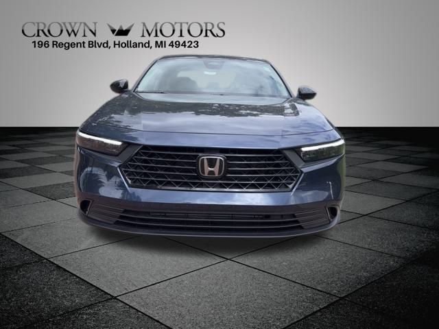 New 2025 Honda Accord SE image 2