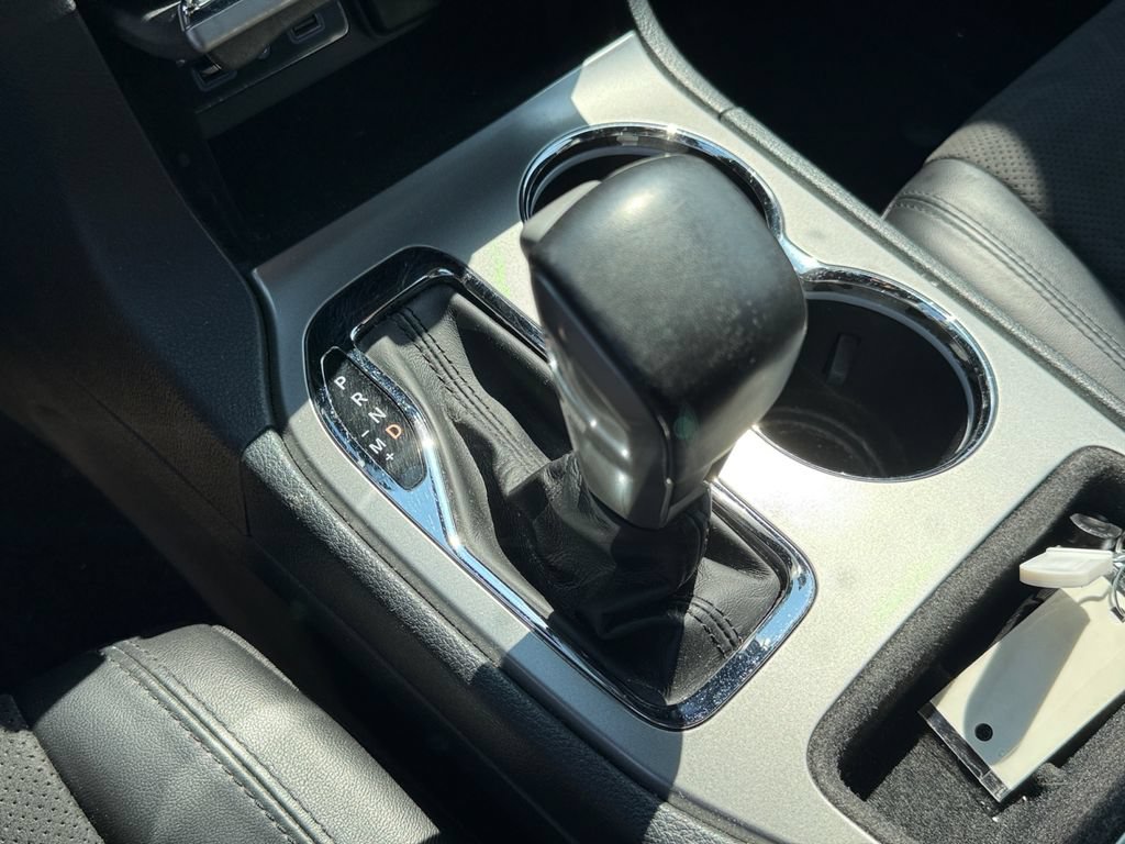 Used 2020 Jeep Grand Cherokee Altitude AWD/4WD image 32