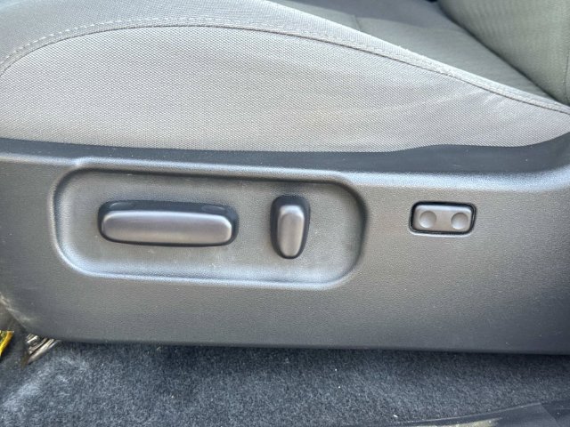 Used 2023 Toyota Tacoma SR5 RWD image 22