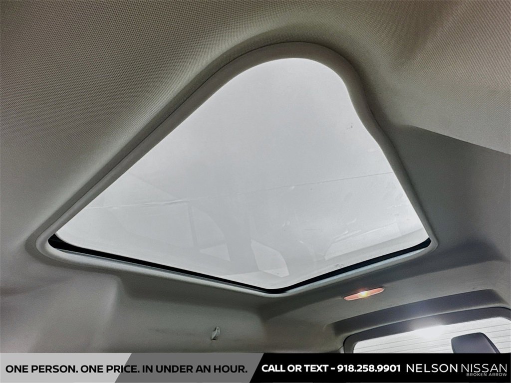 Used 2019 Ford Transit Connect Titanium w/ Titanium Premium Package image 22