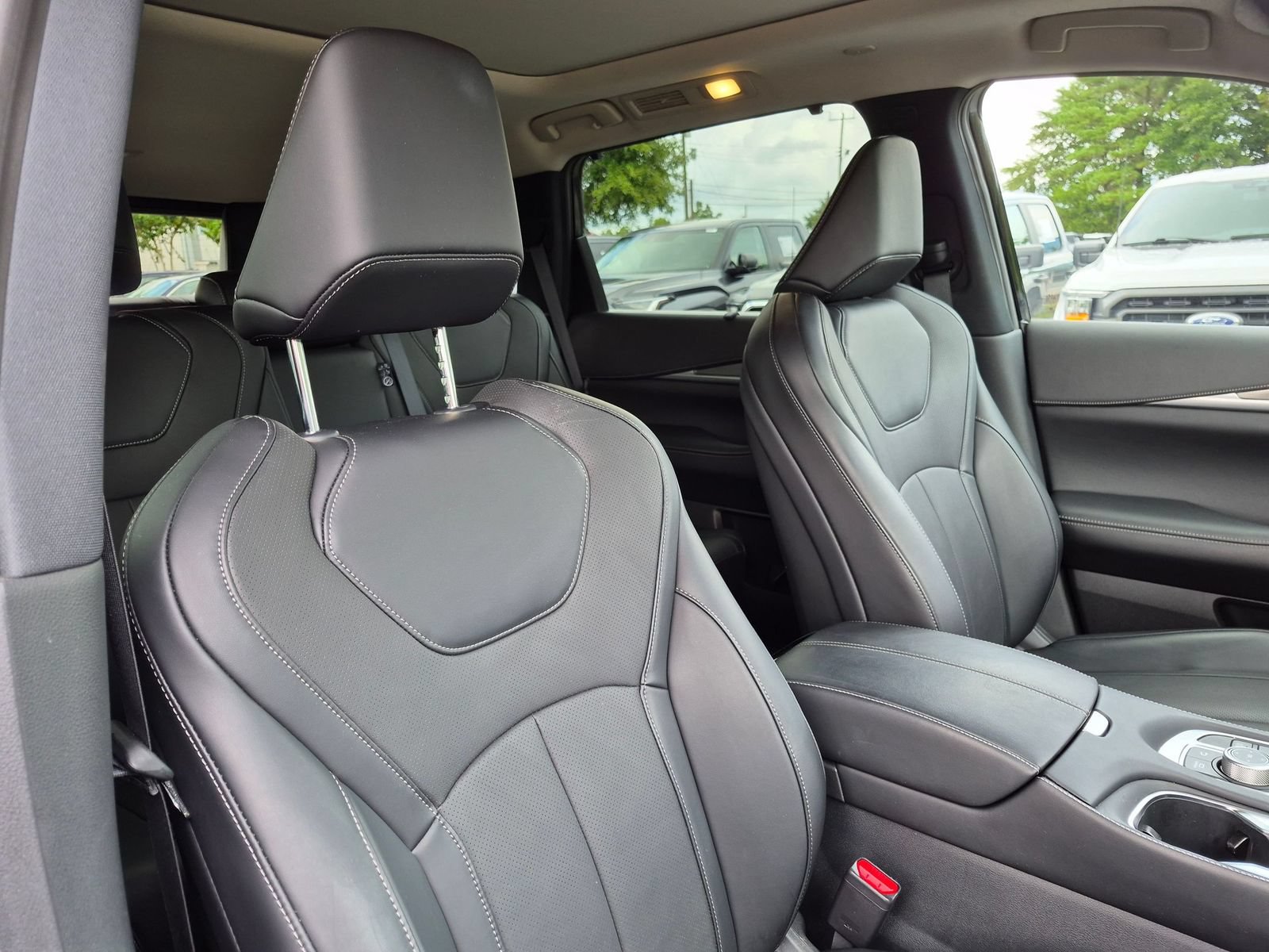 Used 2026 INFINITI QX60 Luxe w/ Cargo Package AWD/4WD image 41