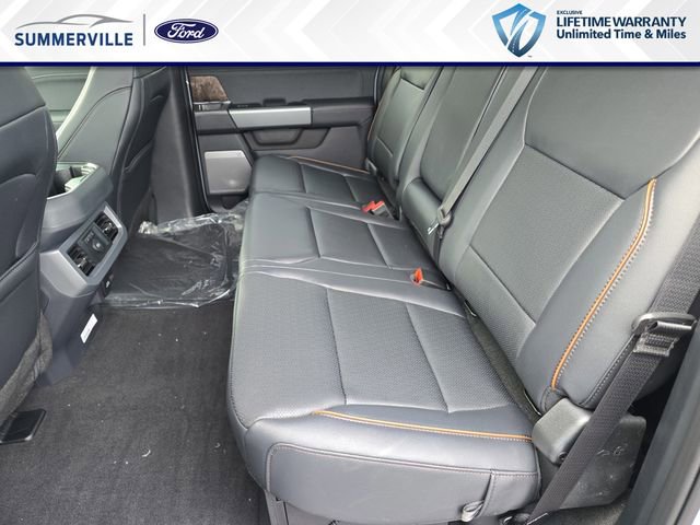 New 2026 Ford F250 Lariat w/ Black Appearance Package AWD/4WD image 15
