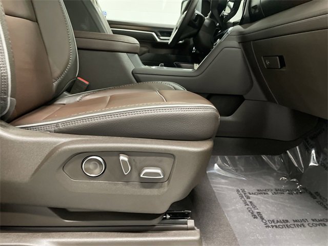 New 2026 GMC Sierra 3500 Denali w/ Denali Reserve Package image 20
