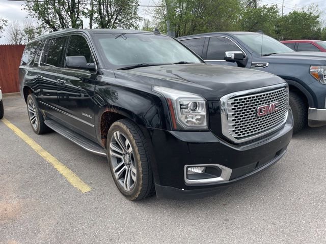 Used 2017 GMC Yukon XL Denali w/ Open Road Package image 4