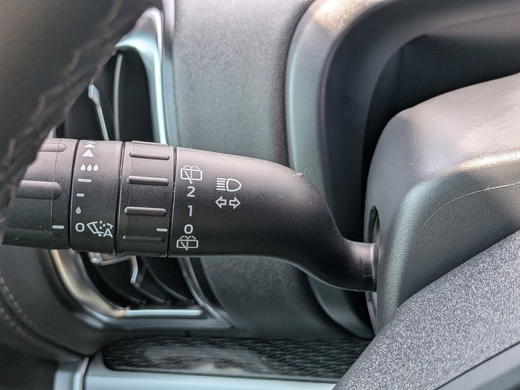 Used 2025 Ford Expedition Platinum w/ Stealth Appearance Package image 28