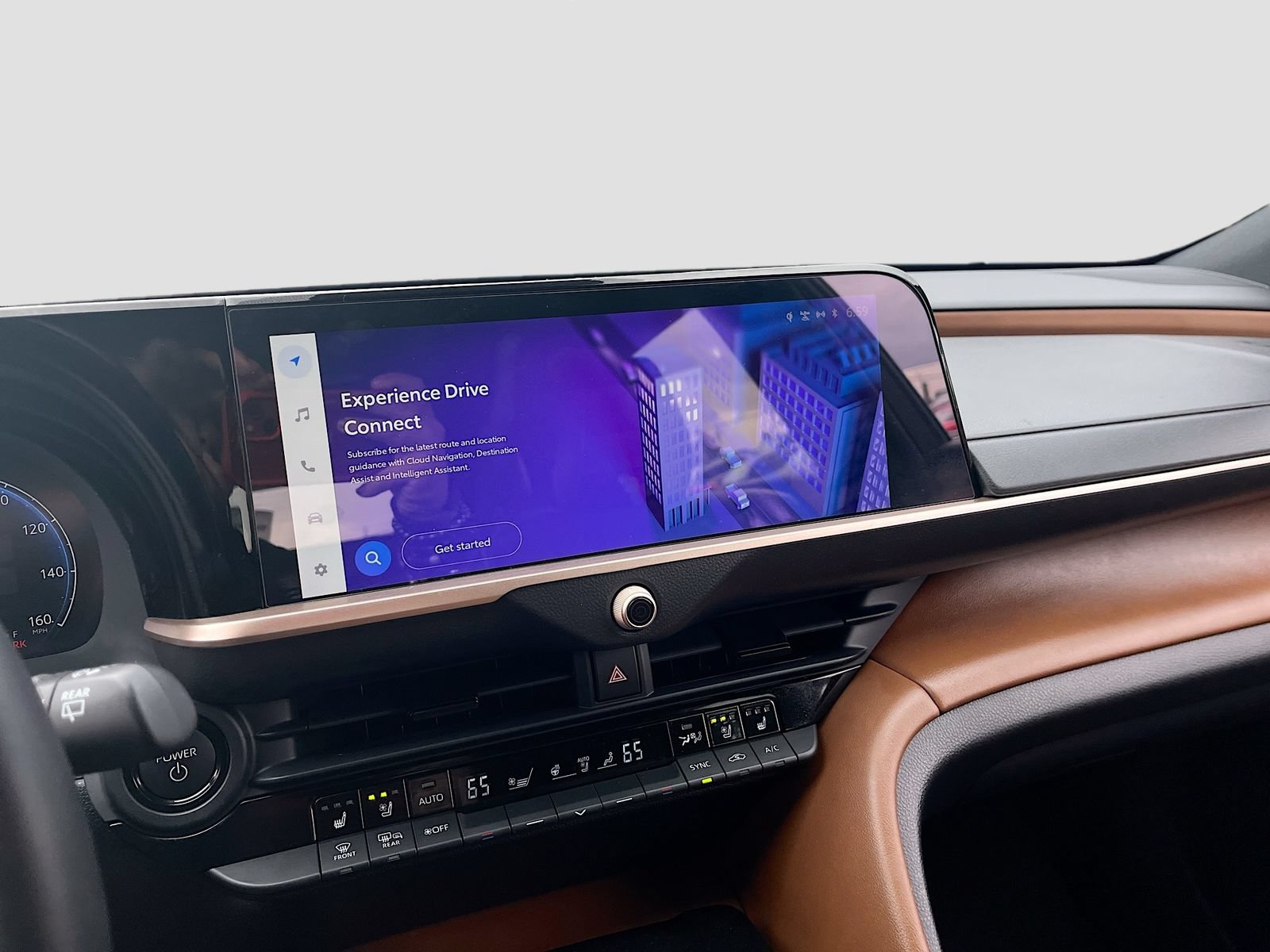 Used 2025 Toyota Crown Signia AWD/4WD image 15