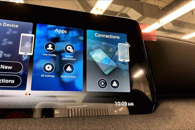 New 2026 Nissan Kicks S image 25