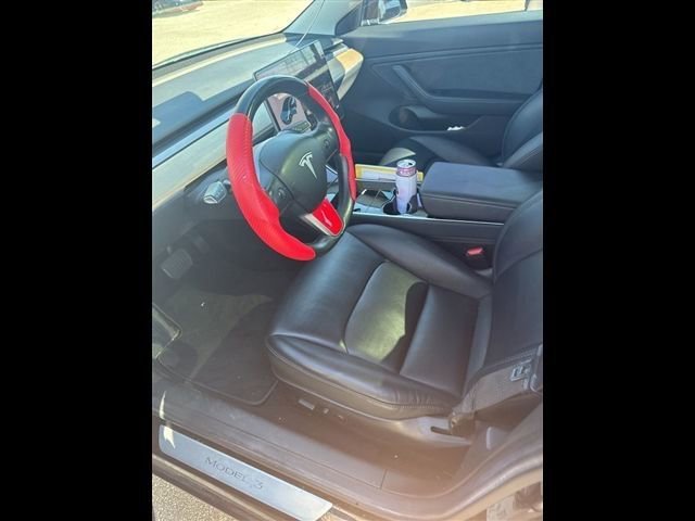 Used 2018 Tesla Model 3 Long Range image 6