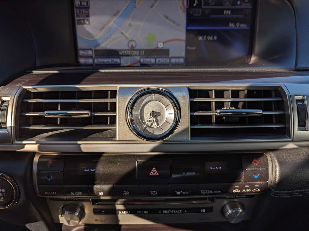 Used 2013 Lexus LS 460 AWD w/ Comfort Pkg image 23