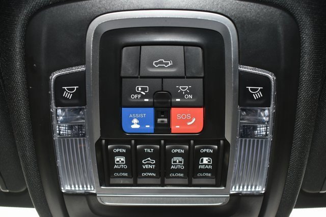 Used 2024 RAM 1500 Laramie image 37