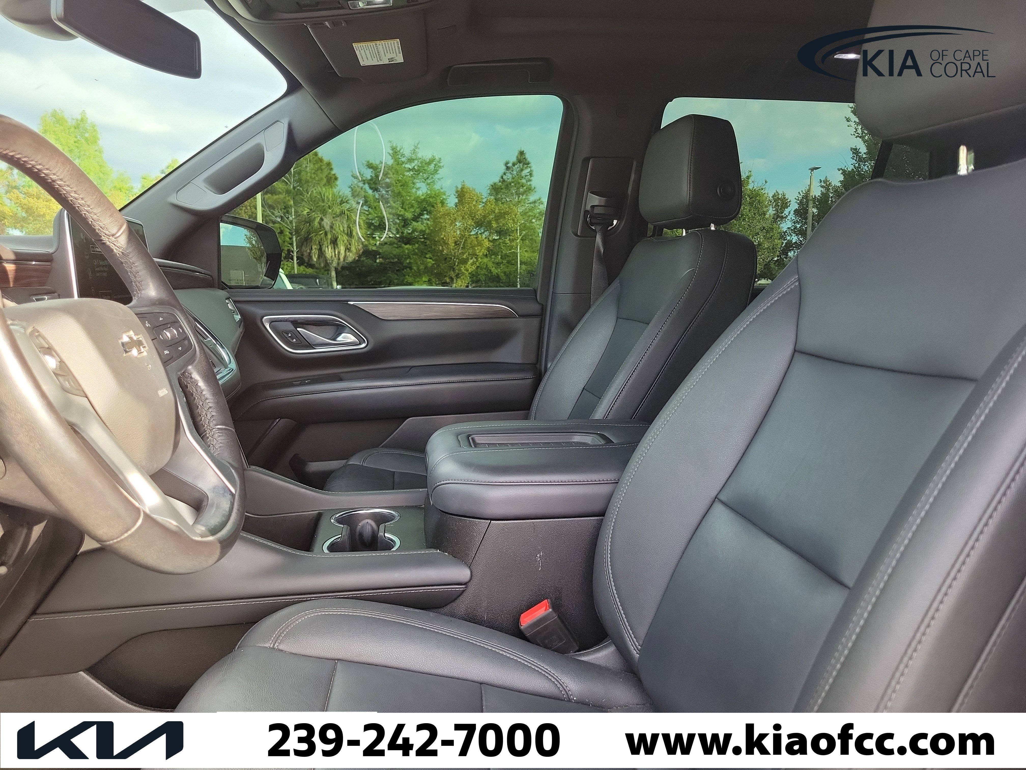 Used 2022 Chevrolet Tahoe Z71 image 18