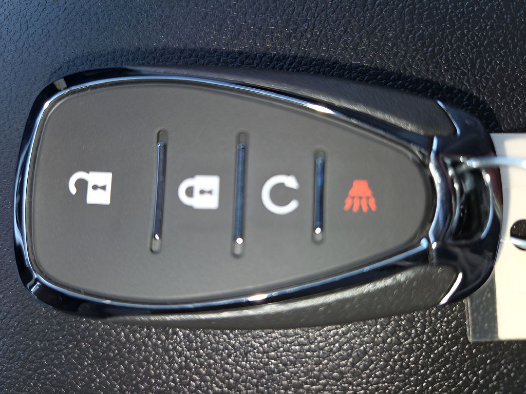 New 2026 Chevrolet Trax LT w/ LT Convenience Package FWD image 22