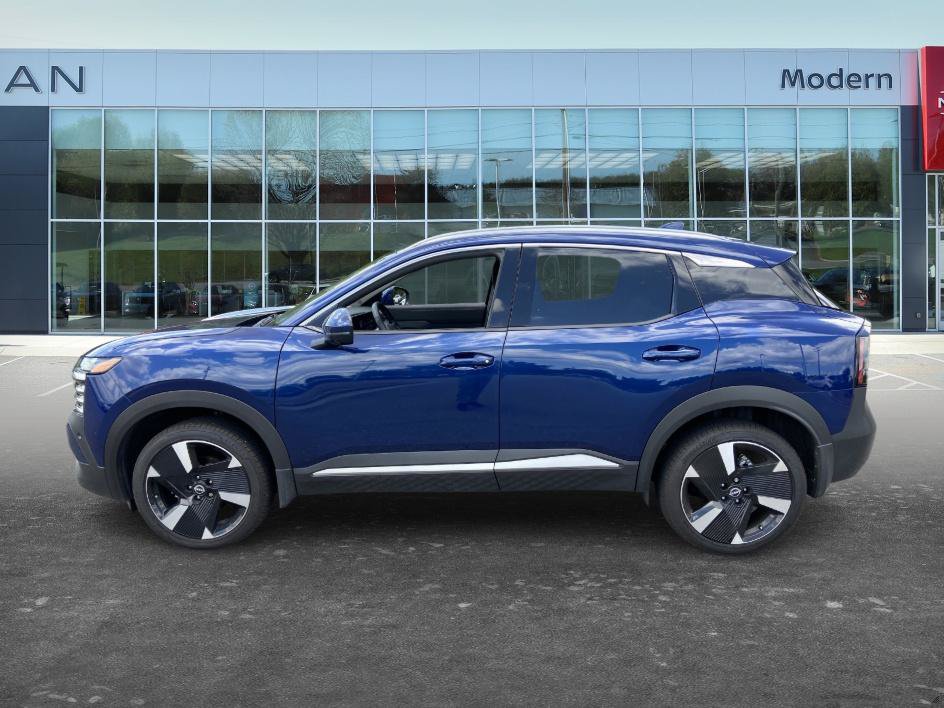 Certified 2025 Nissan Kicks SR FWD image 7