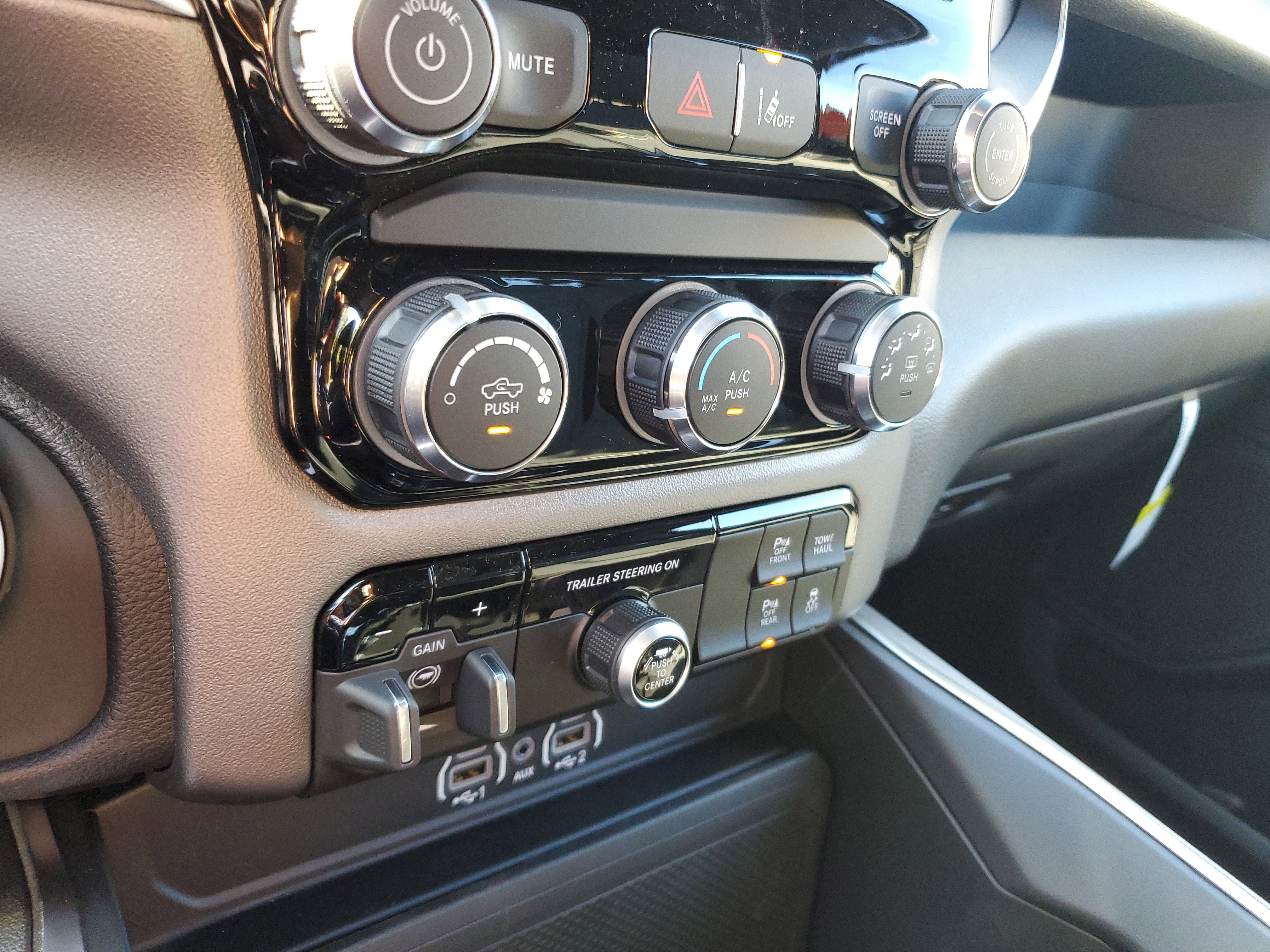 New 2025 RAM 1500 Tradesman image 20