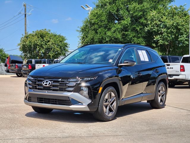 Used 2025 Hyundai Tucson SEL FWD image 3