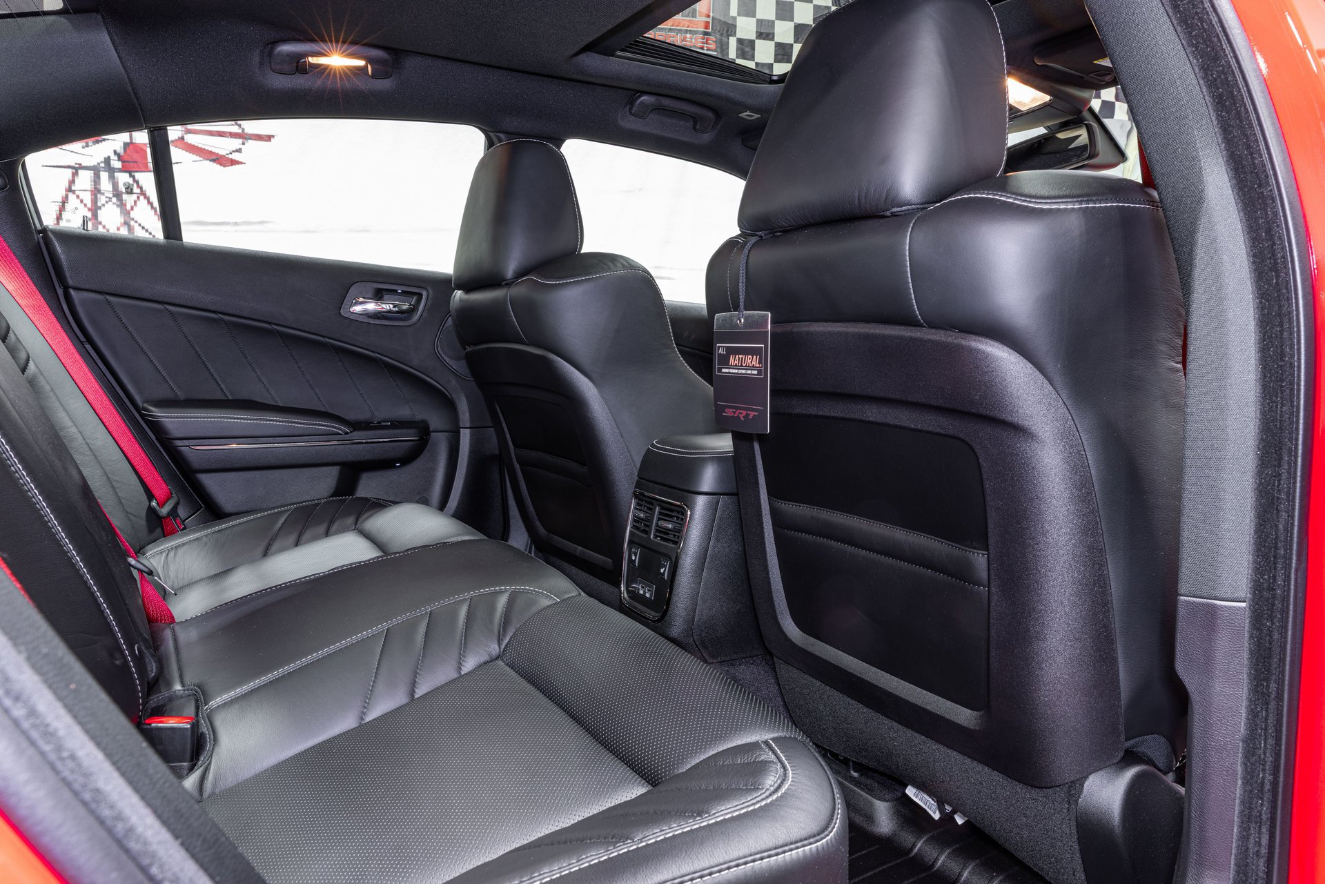 Used 2018 Dodge Charger SRT Hellcat w/ Harman/Kardon Audio Group RWD image 21
