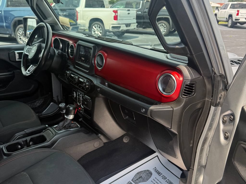 Used 2020 Jeep Gladiator Rubicon AWD/4WD image 27