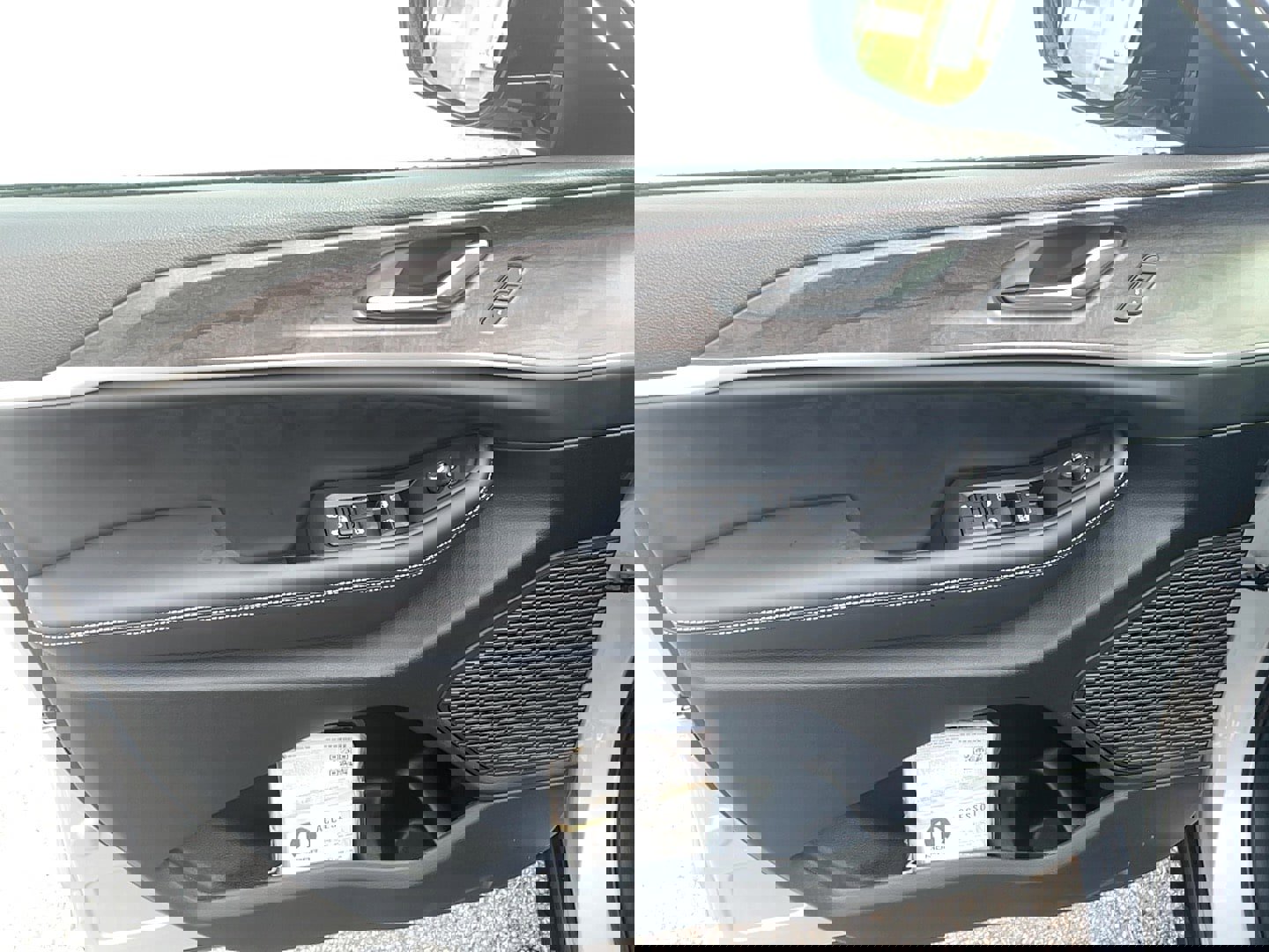 New 2025 Jeep Grand Cherokee Limited image 12