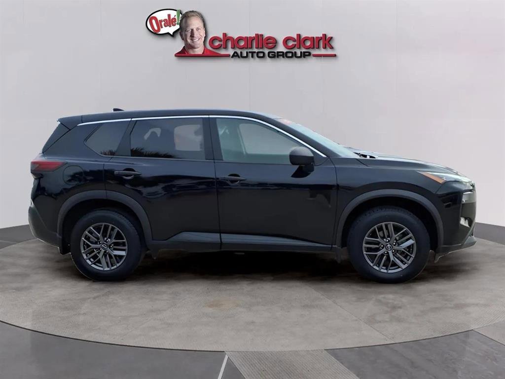 Used 2023 Nissan Rogue S image 6