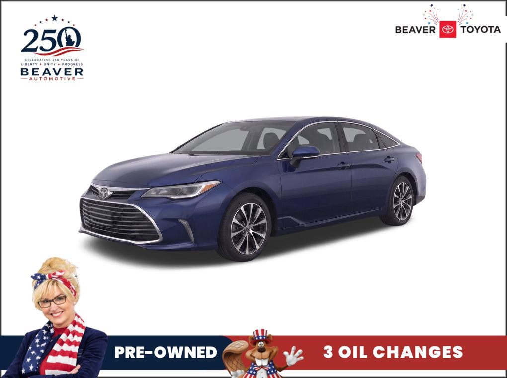 Used 2016 Toyota Avalon XLE FWD image 1