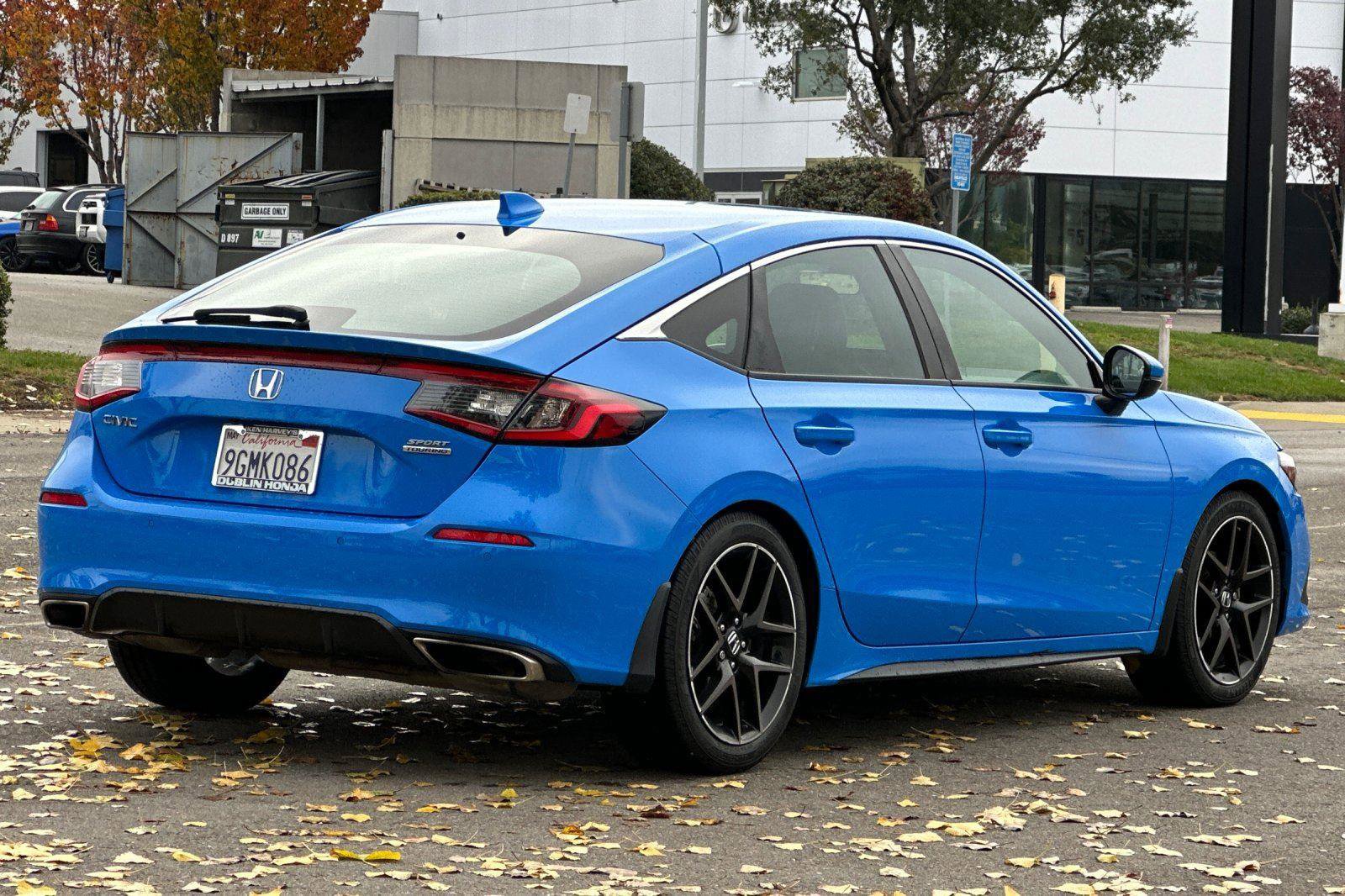 Used 2023 Honda Civic Sport image 4