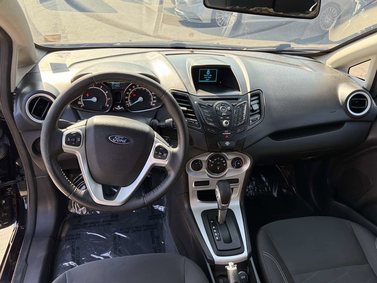 Used 2016 Ford Fiesta SE image 11