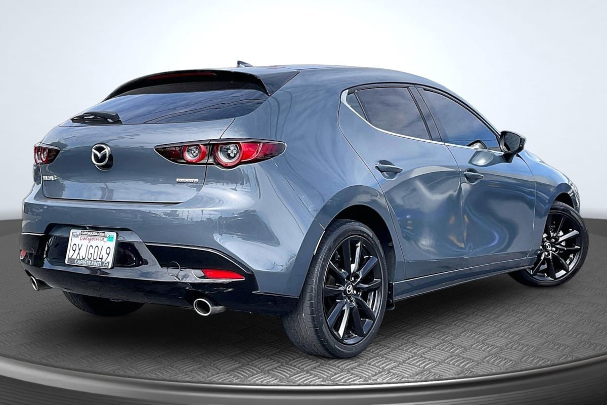 Used 2021 MAZDA MAZDA3 s FWD image 13
