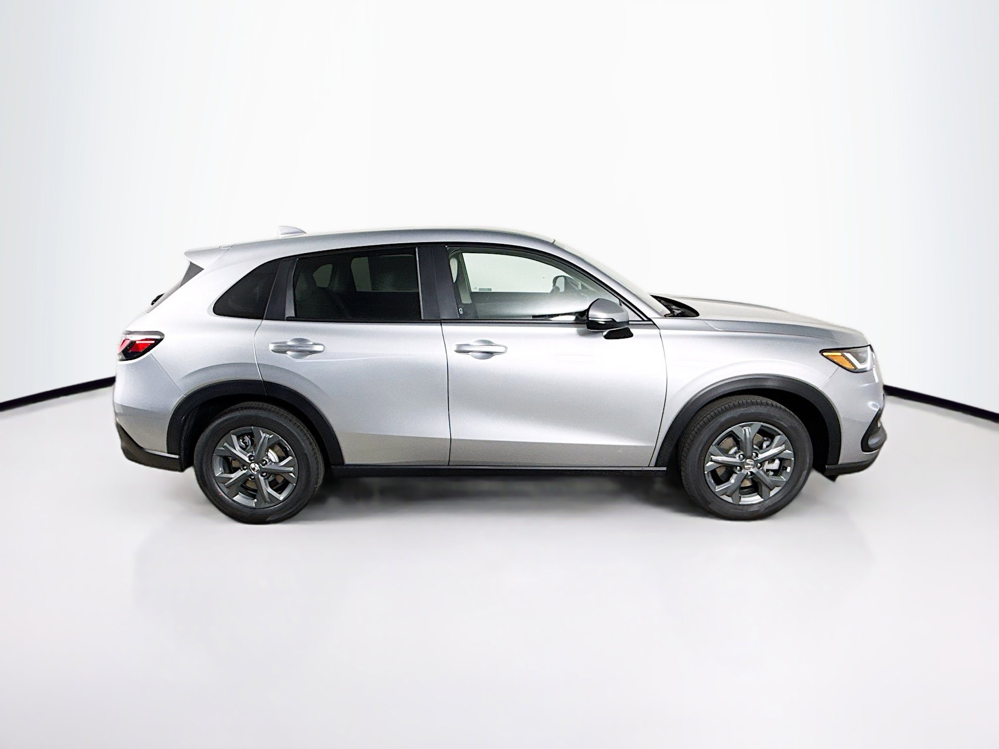 New 2027 Honda HR-V LX image 2