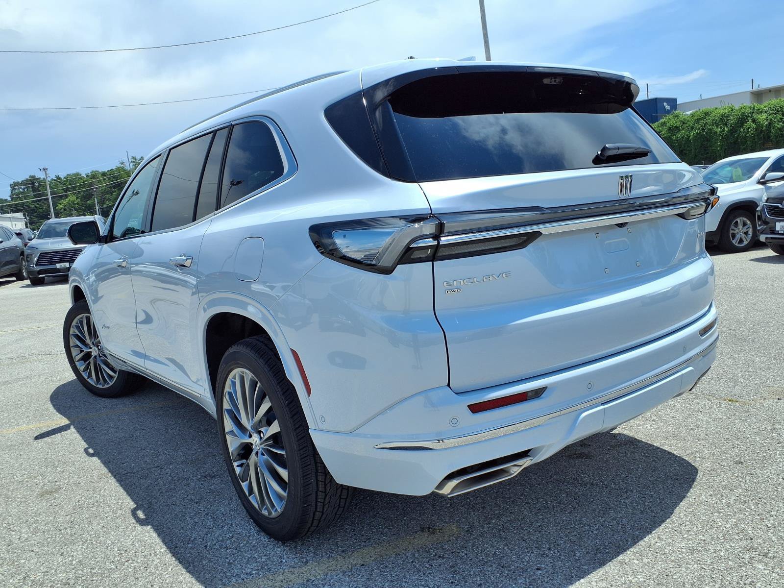 New 2026 Buick Enclave Avenir w/ Super Cruise Package AWD/4WD image 22