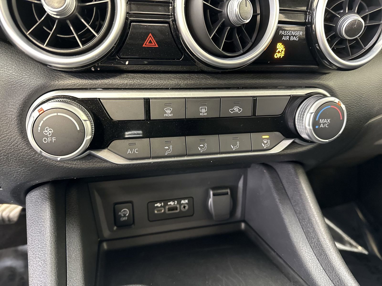 Certified 2025 Nissan Sentra SV image 10