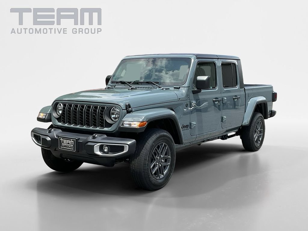 New 2025 Jeep Gladiator Sport AWD/4WD image 3