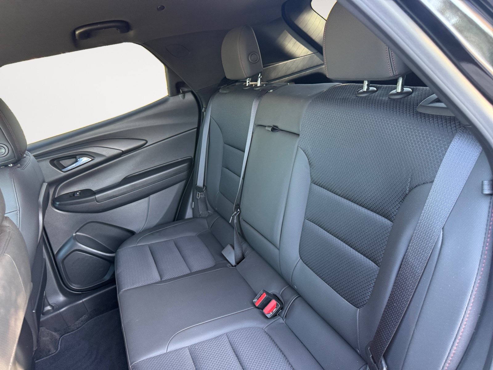 Used 2023 Chevrolet TrailBlazer RS AWD/4WD image 24