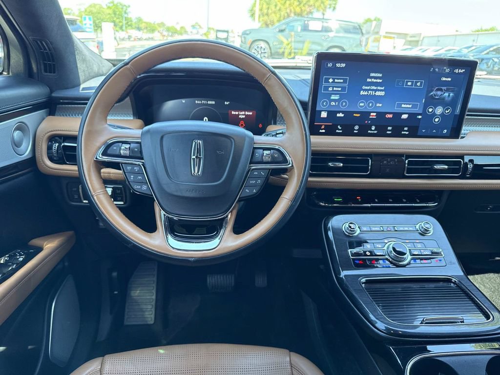 Used 2023 Lincoln Nautilus Black Label AWD/4WD image 18