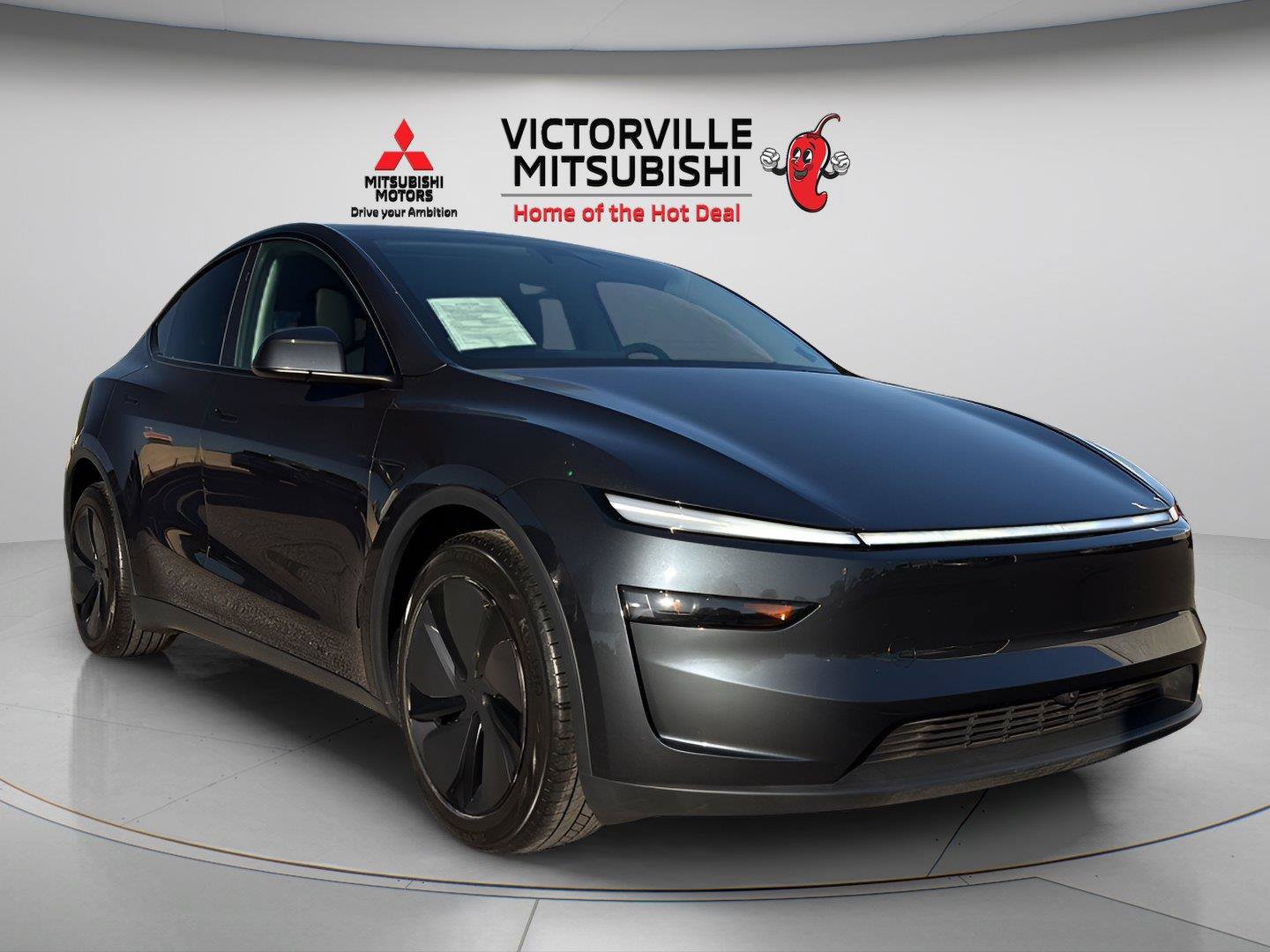 Used 2026 Tesla Model Y 2WD image 1